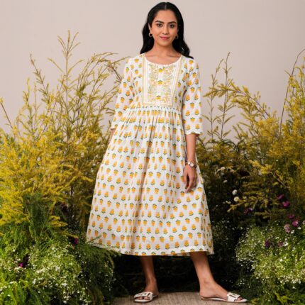 LIBAS Women Floral Printed Fit and Flare Dress
